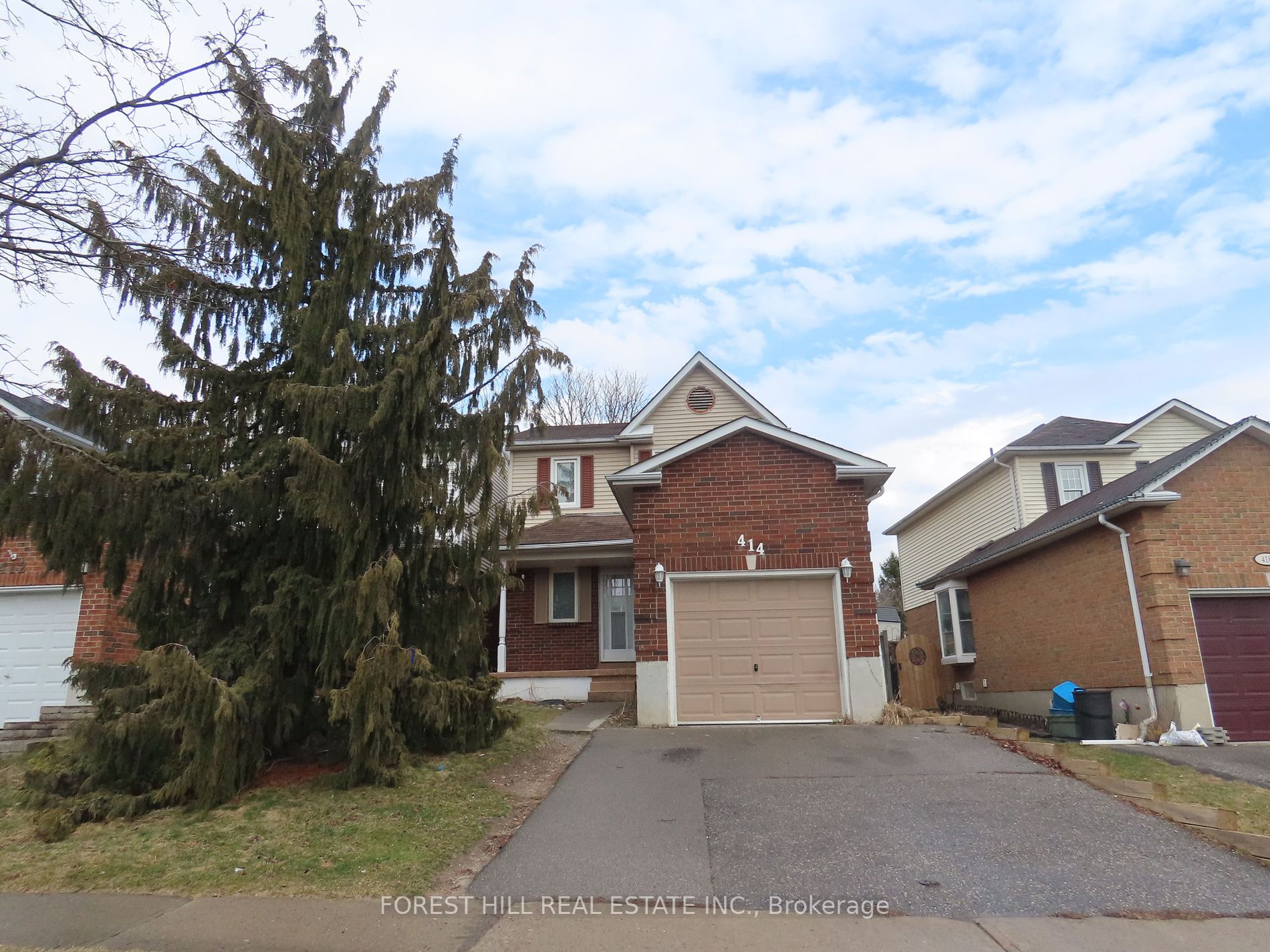 414 Cobblehill Dr N Property Photo