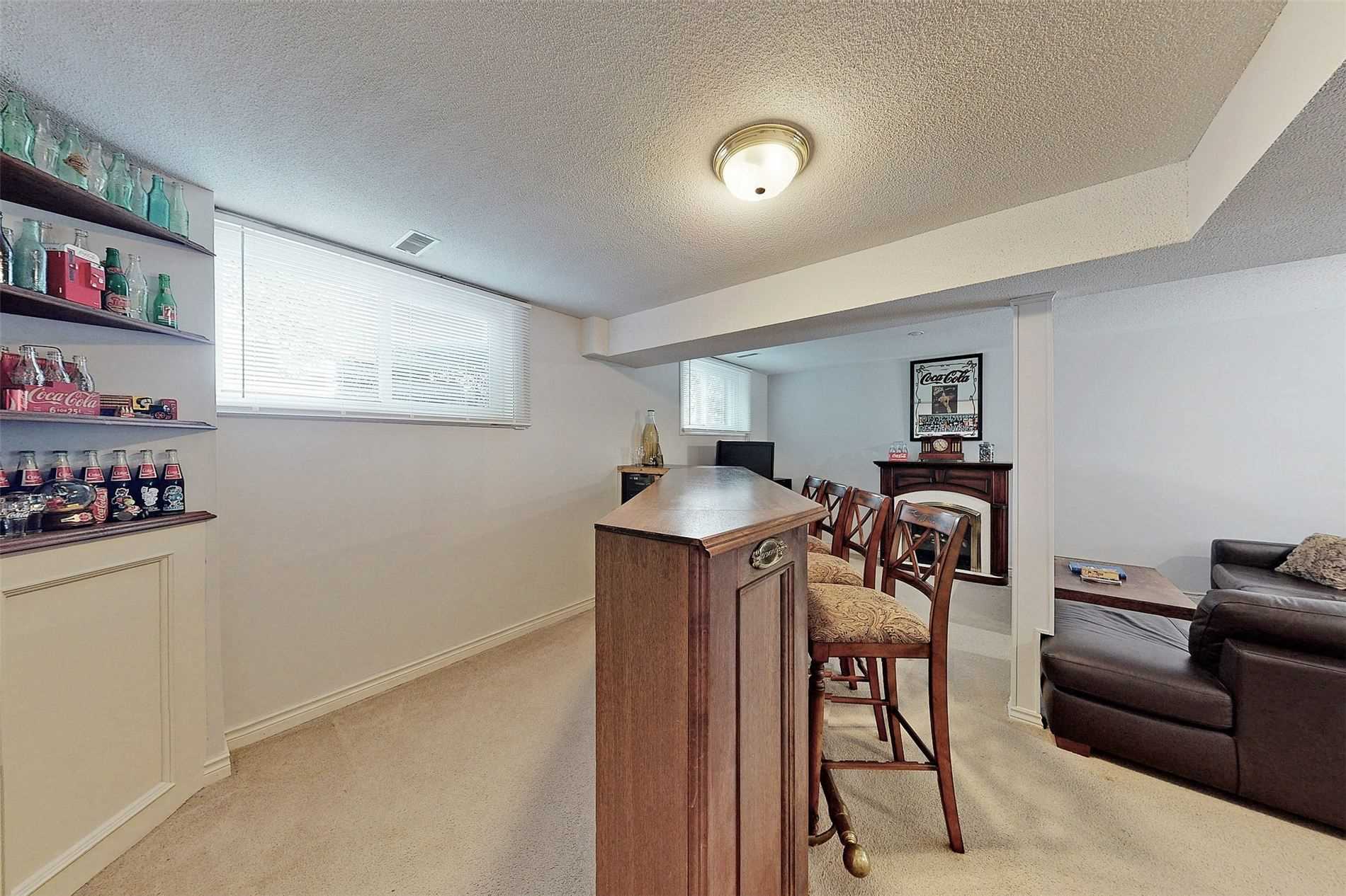 5205 5th Line Property Photo 24