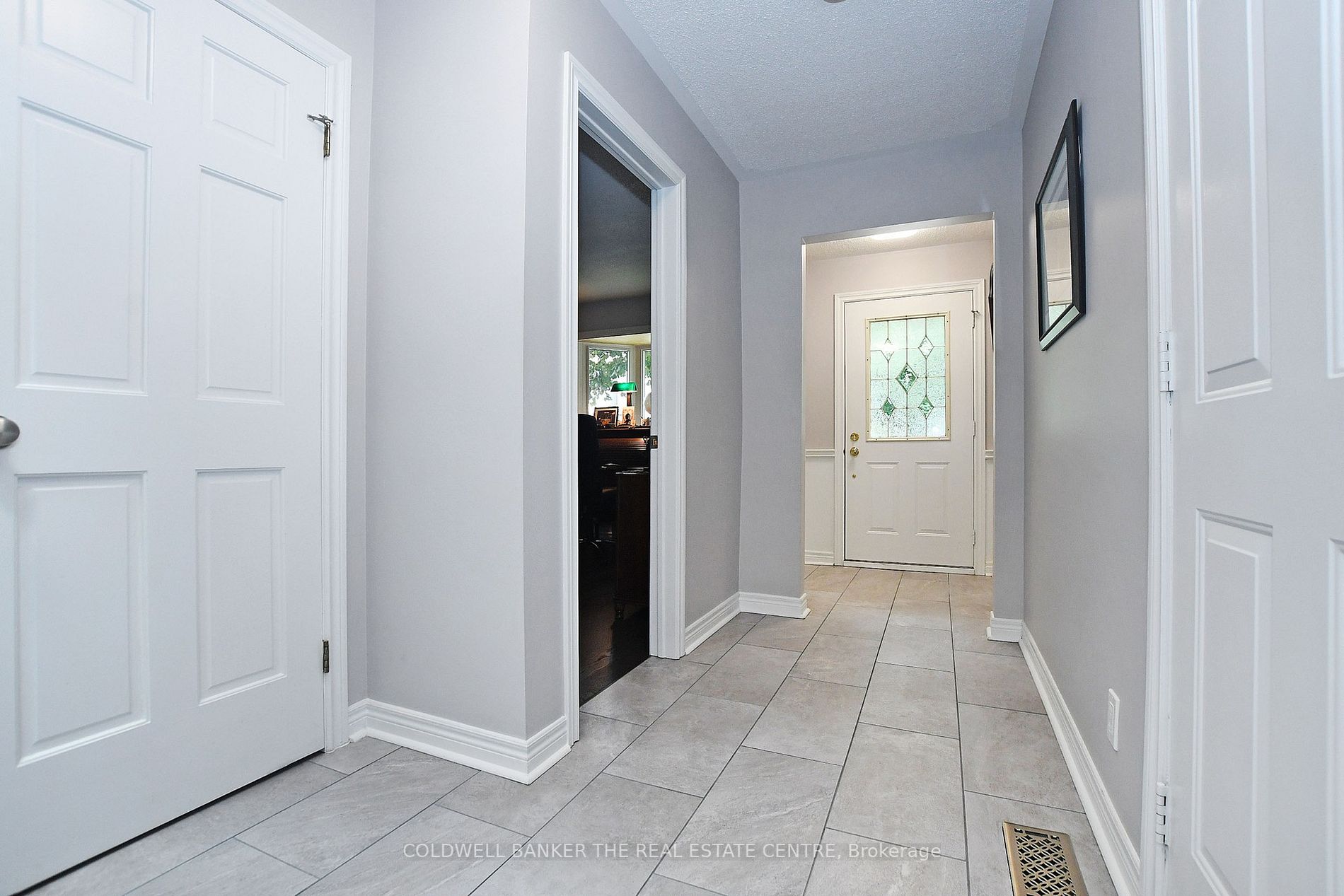 90 Parklawn Blvd N 15 Property Photo 4