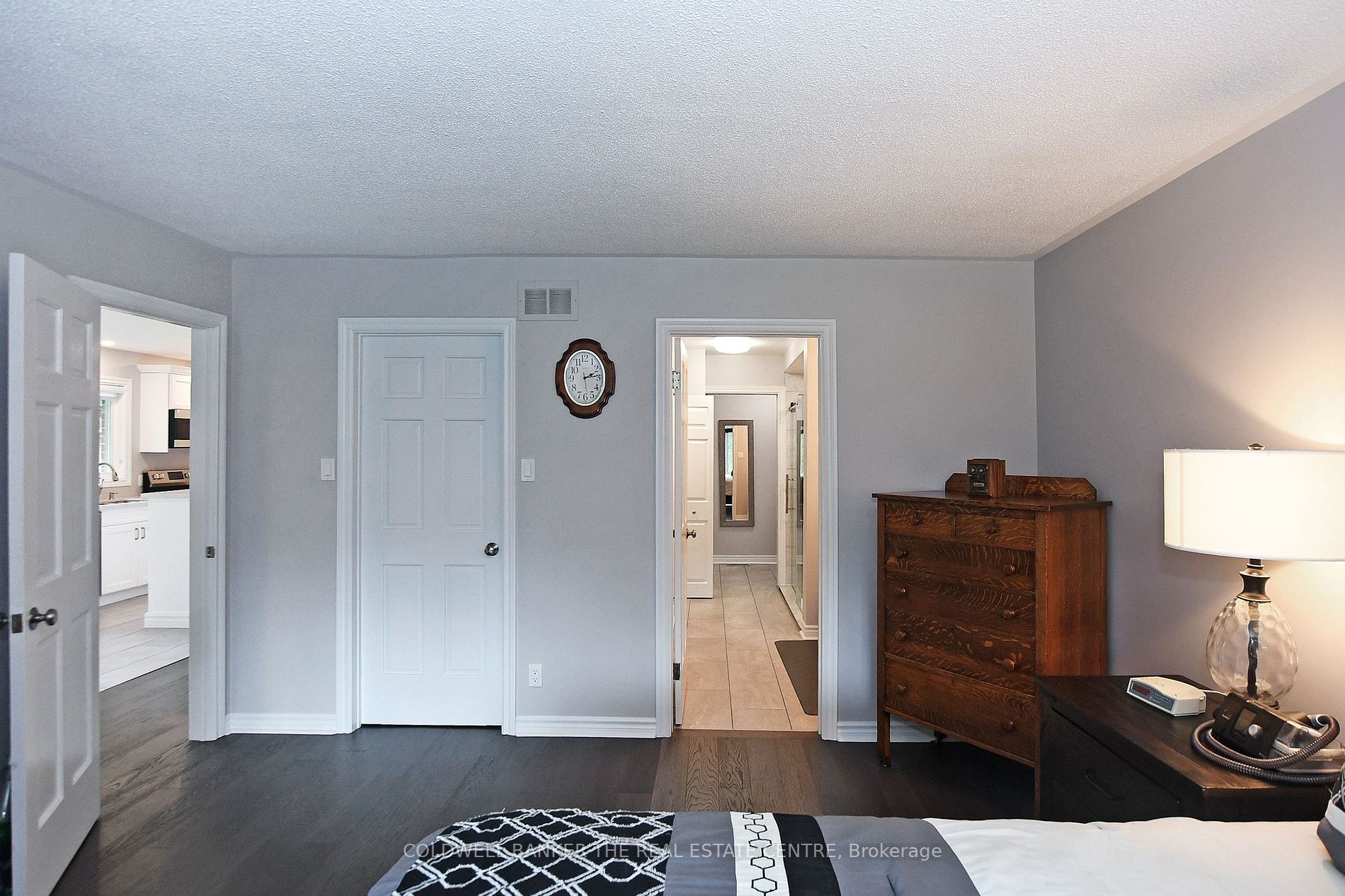 90 Parklawn Blvd N 15 Property Photo 16