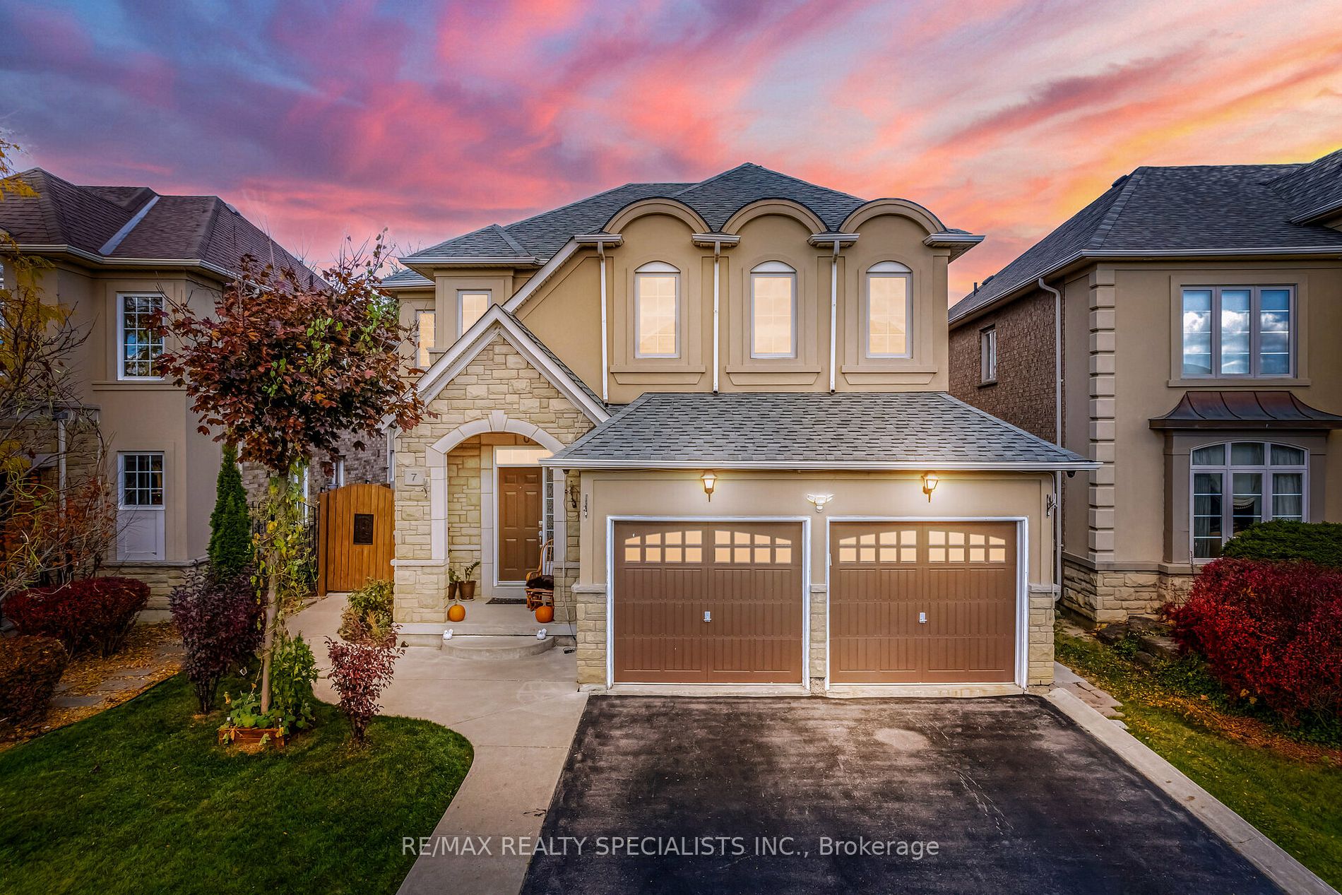 Vales Of Castlemore North Real Estate Listings Main Image