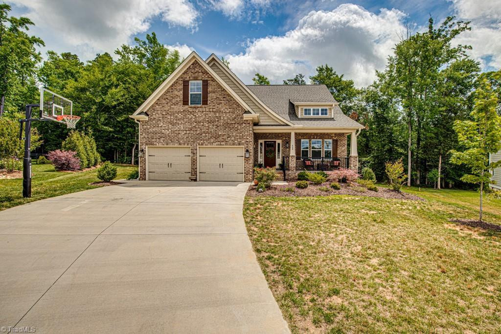 448 Meadowfield Run Property Photo 1