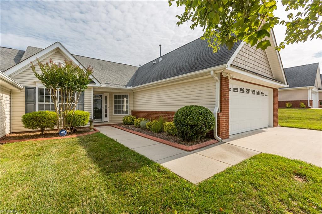 678 Chas Court Property Photo 1