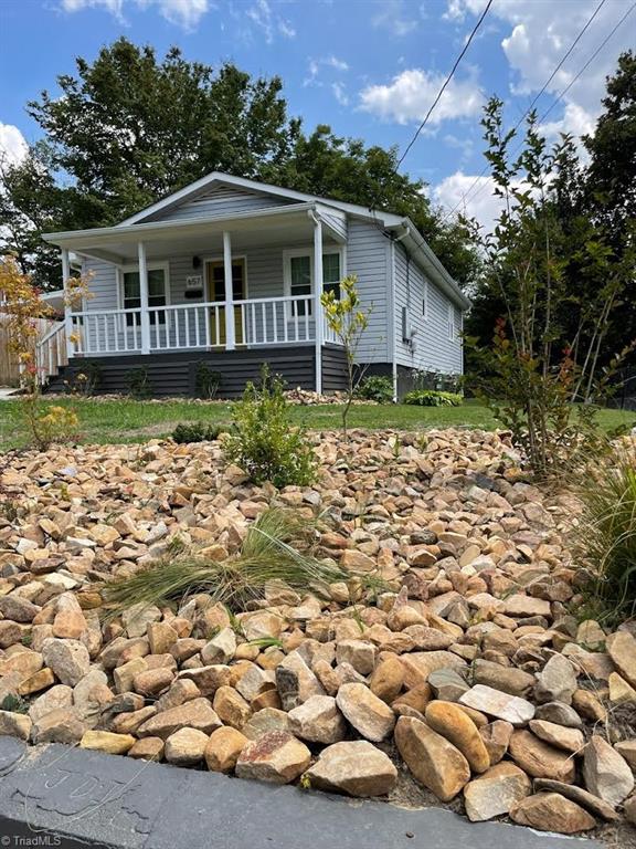657 Maple Street Property Photo 1
