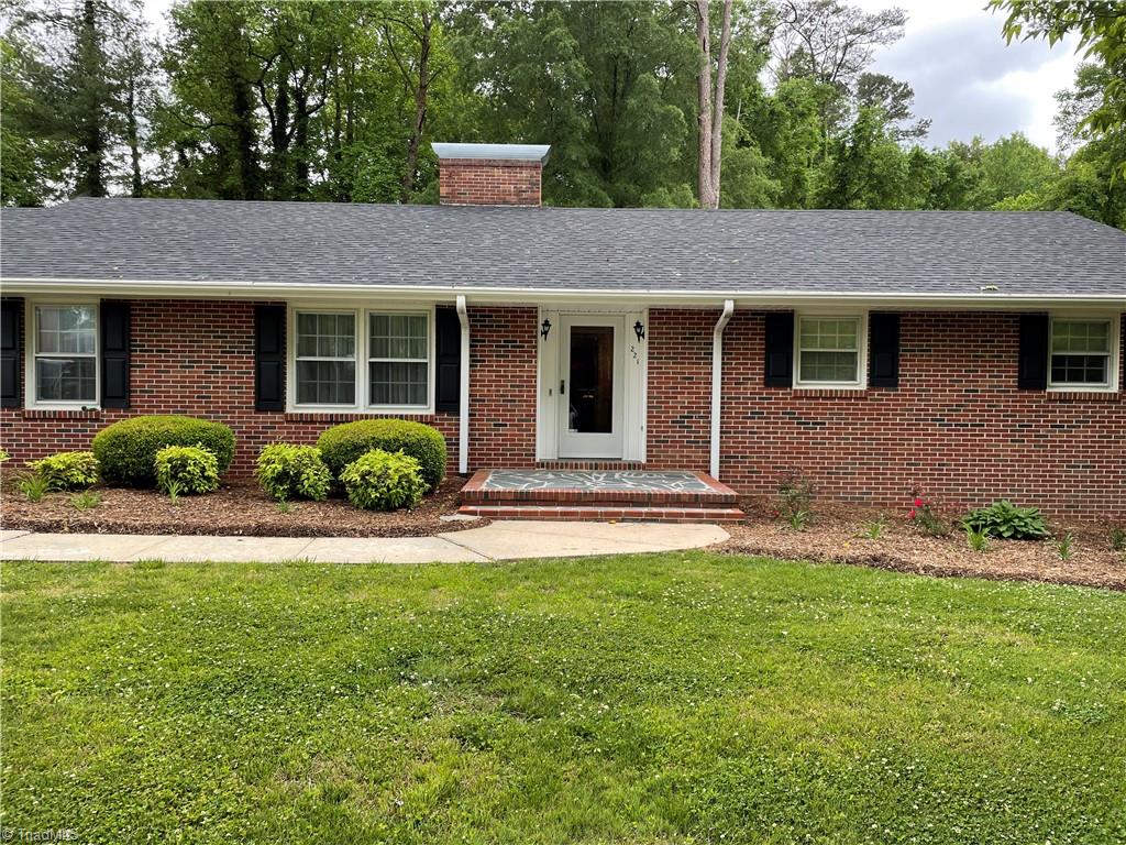 221 Country Club Road Property Photo 1