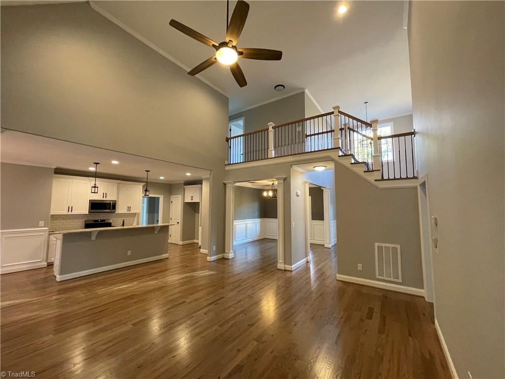 1481 Meadowlands Drive Property Photo 1