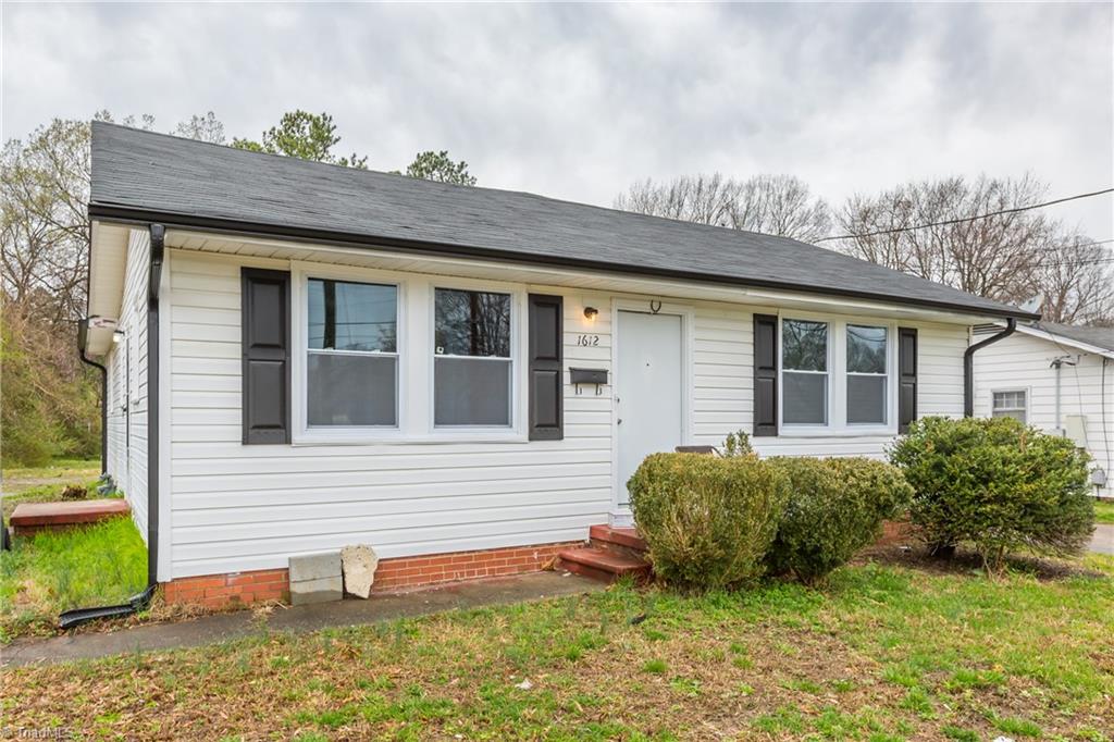1612 Willow Road Property Photo 1