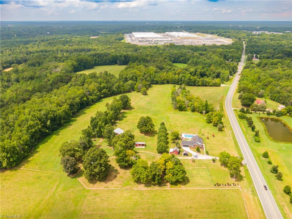 5914 Burlington Road Property Photo 4