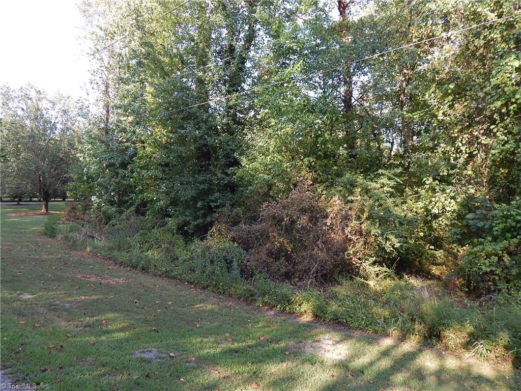 000 Leslie Drive Property Photo 1