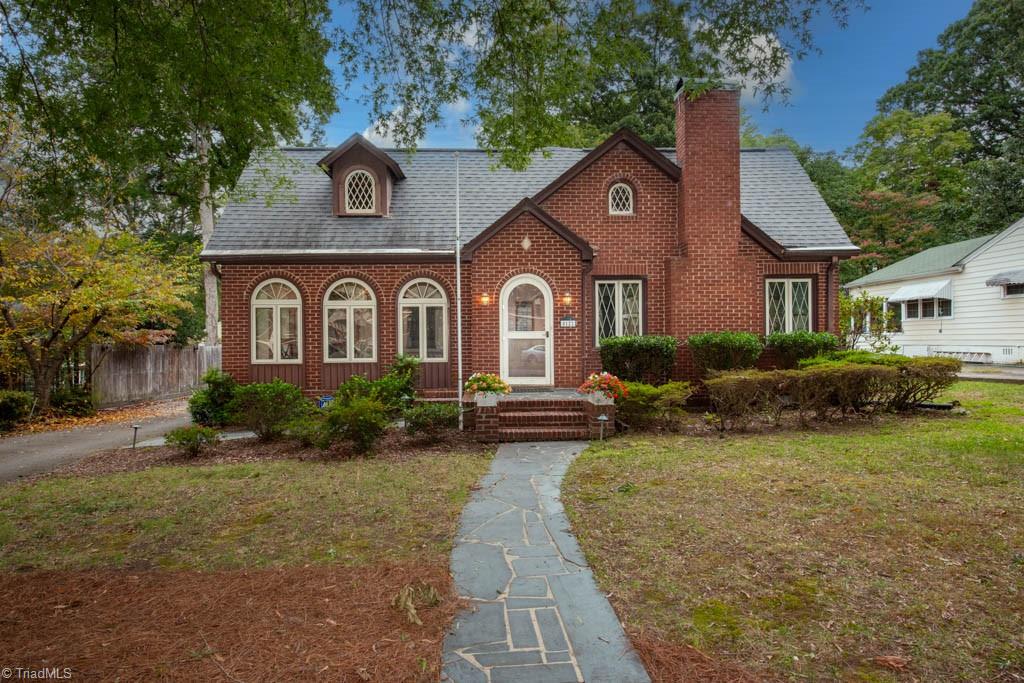 812 Ferndale Boulevard Property Photo 1