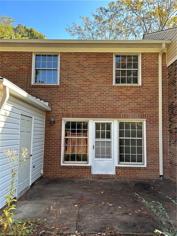 3933 Valley Court # C Property Photo 2