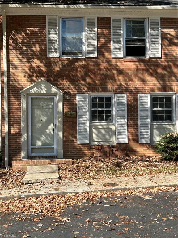 3933 Valley Court # C Property Photo 6