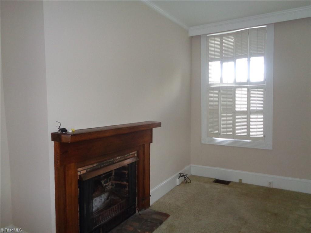 225 S Main Street Property Photo 6