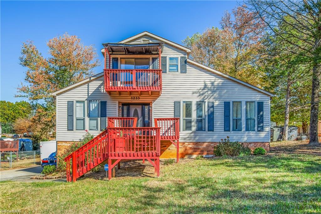 1233 Reynolds Forest Drive Property Photo 1