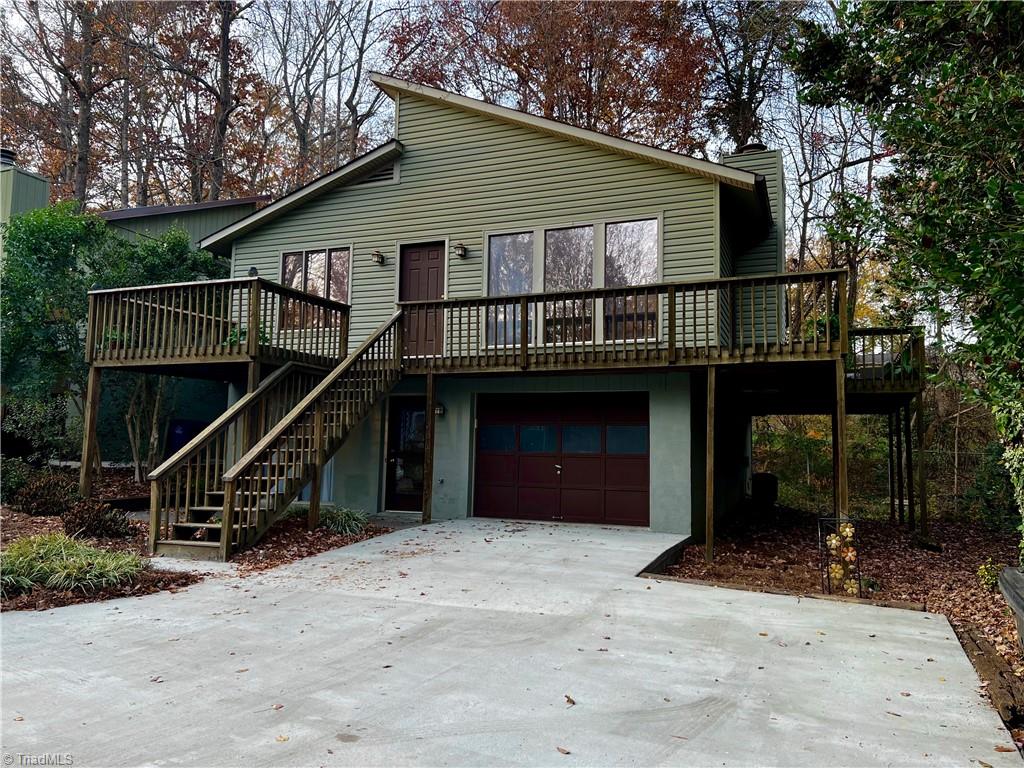 2242 Brecknock Drive Property Photo 1