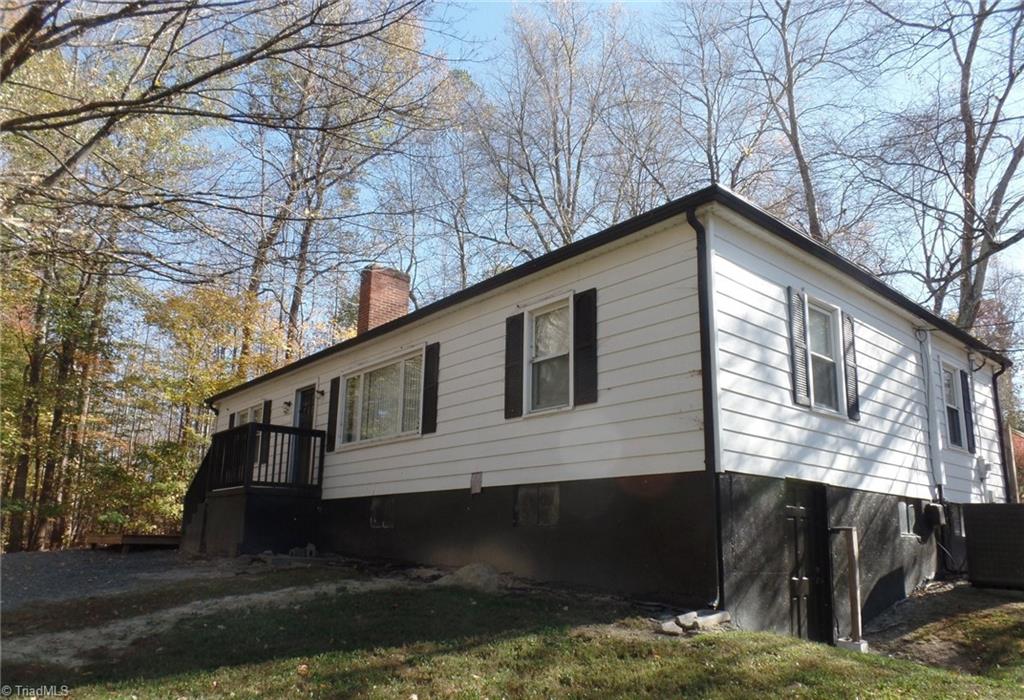 2370 Clemmonsville Road Property Photo 2