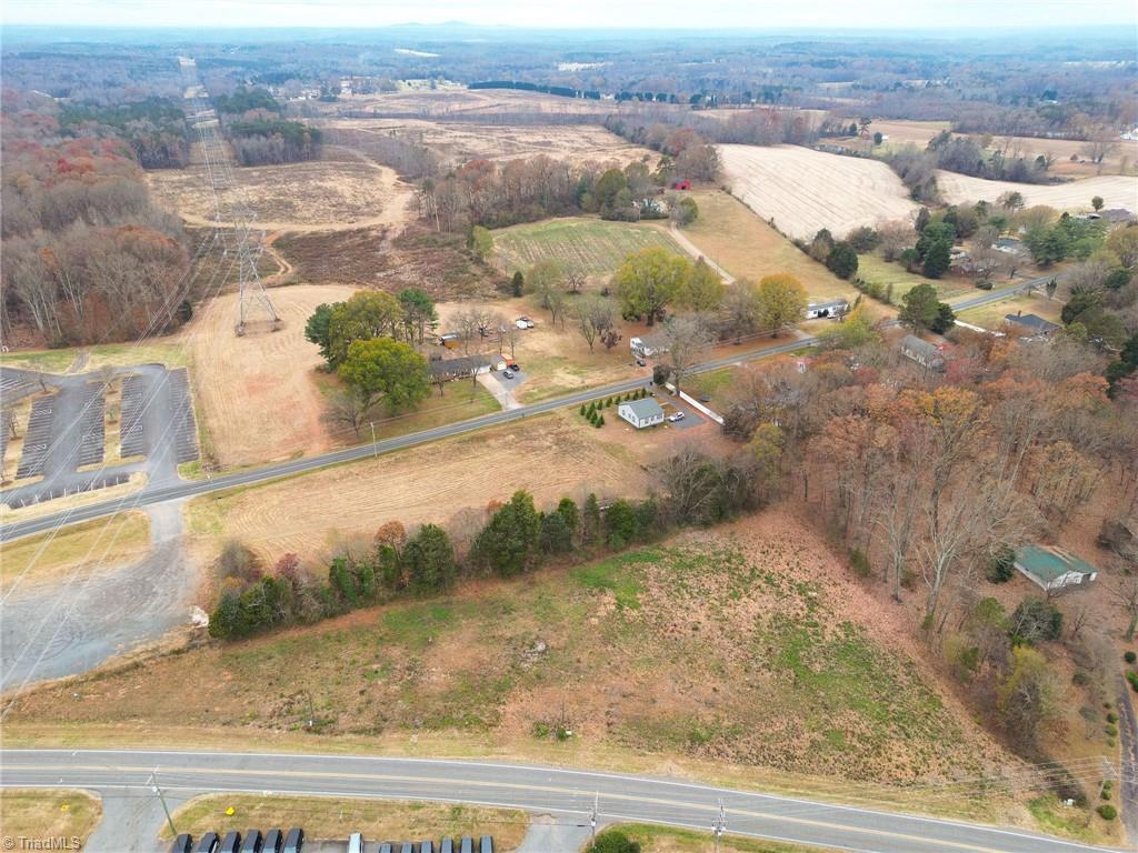1885 Old Mountain Road Property Photo 3