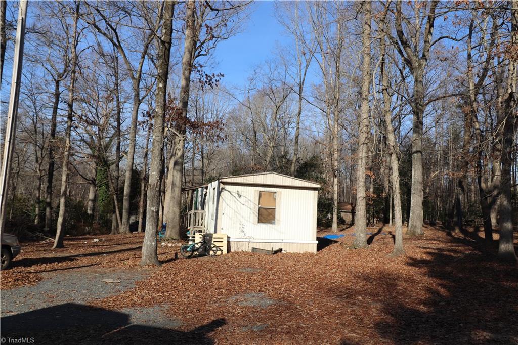 2011 Naomi Road Property Photo 1