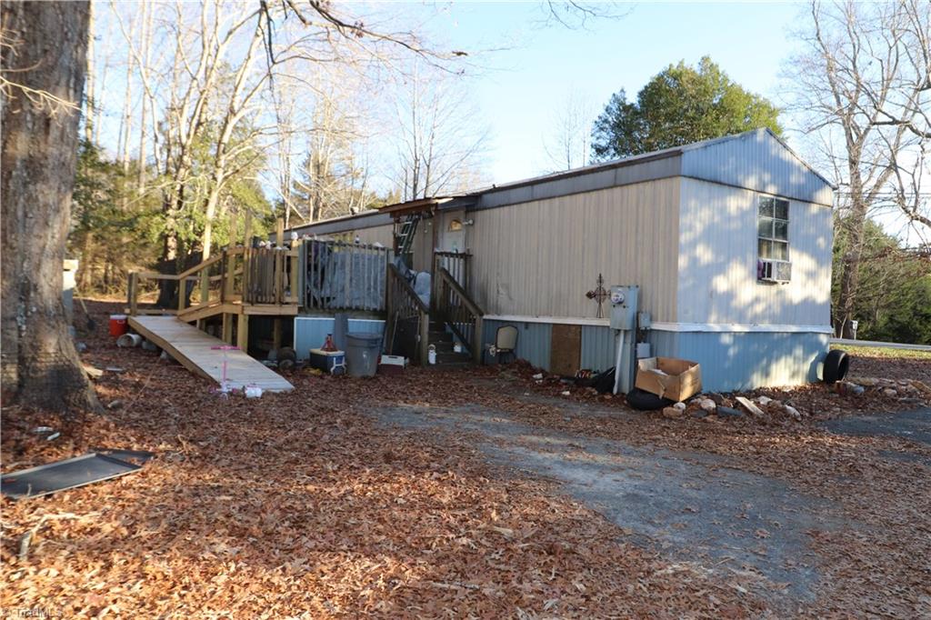 2011 Naomi Road Property Photo 14