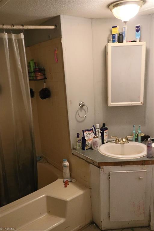 2011 Naomi Road Property Photo 23