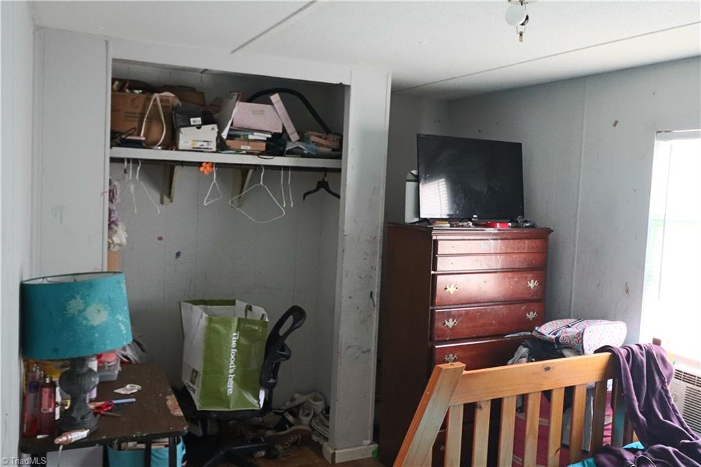 2011 Naomi Road Property Photo 24