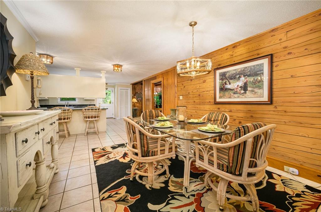 6255 Meadow Lane Property Photo 14