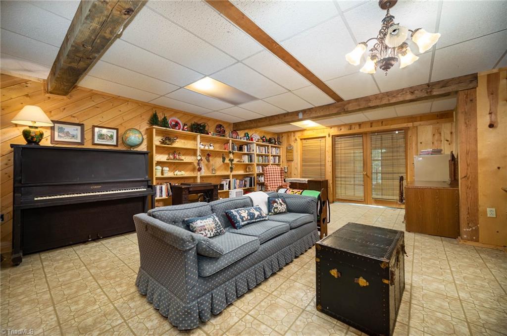 6255 Meadow Lane Property Photo 28