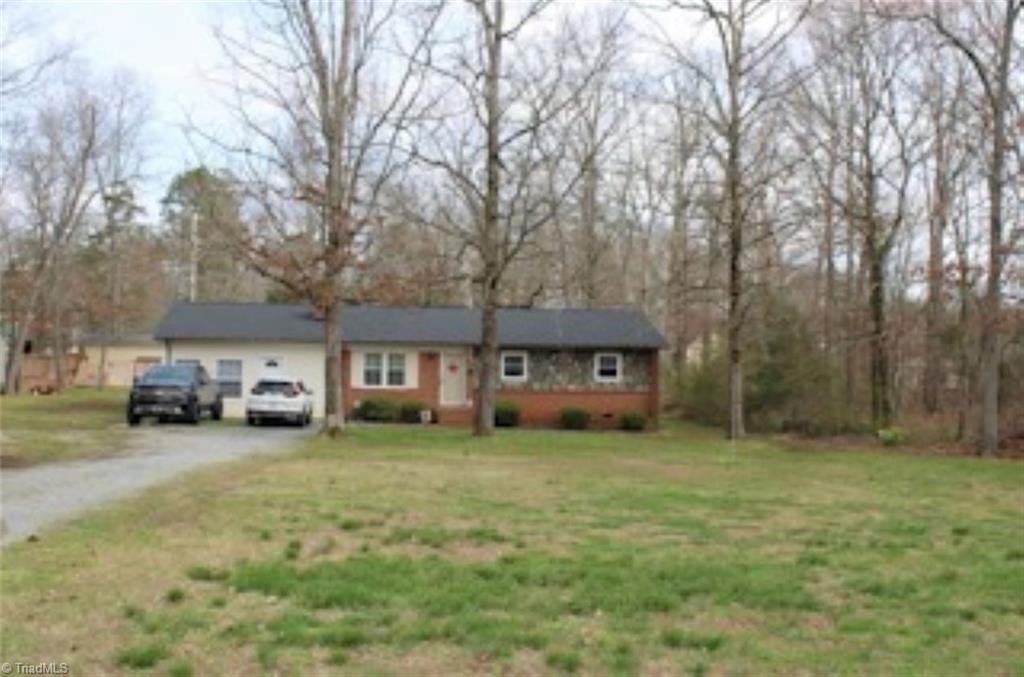 207 S Gold Branch Road Property Photo