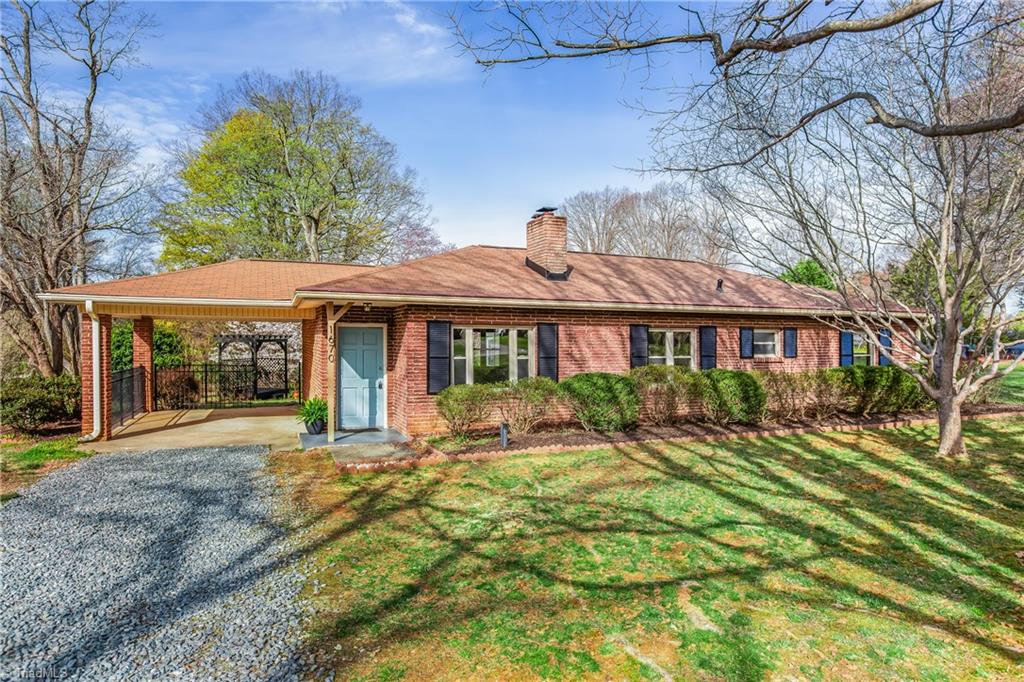 1670 Fairview Boulevard Property Photo 1