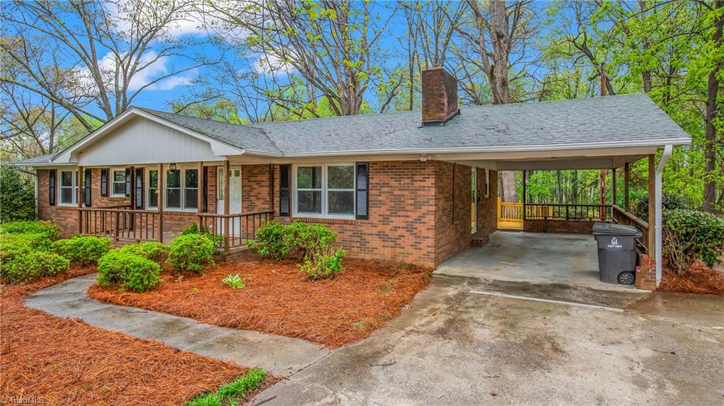 1023 Solomon Drive Property Photo 1