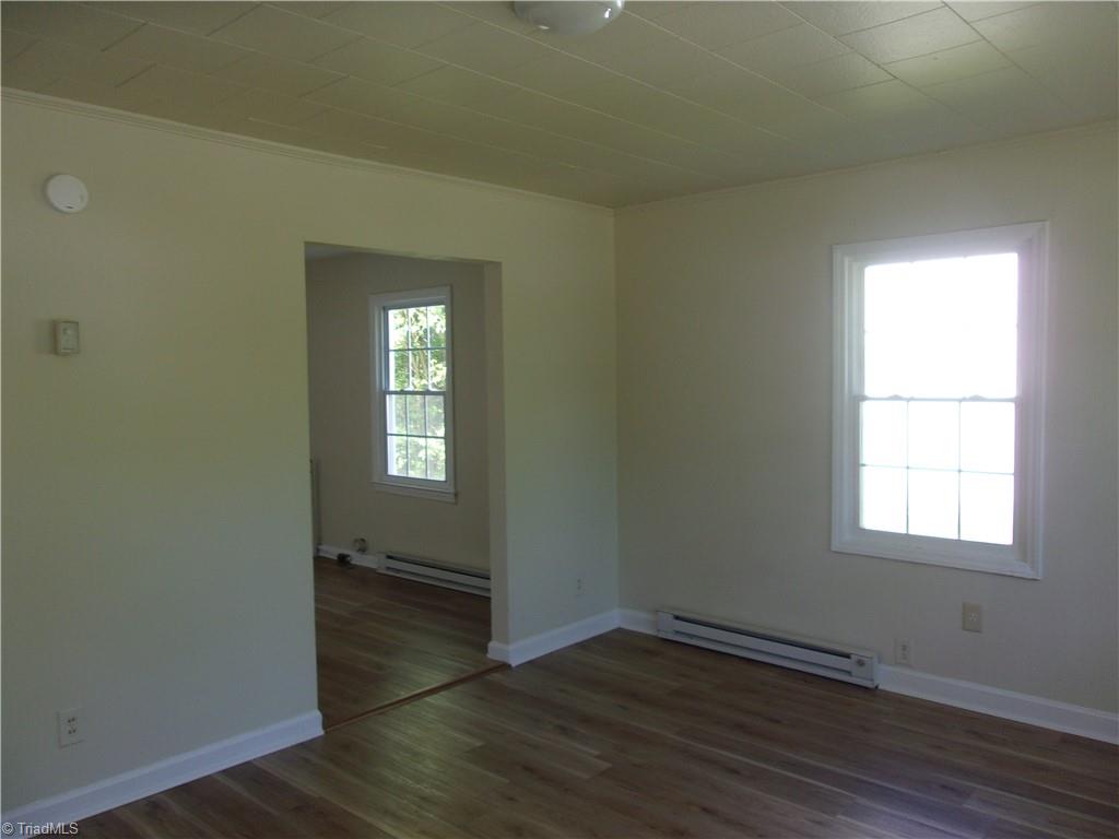 316 Friendly Avenue Property Photo 5