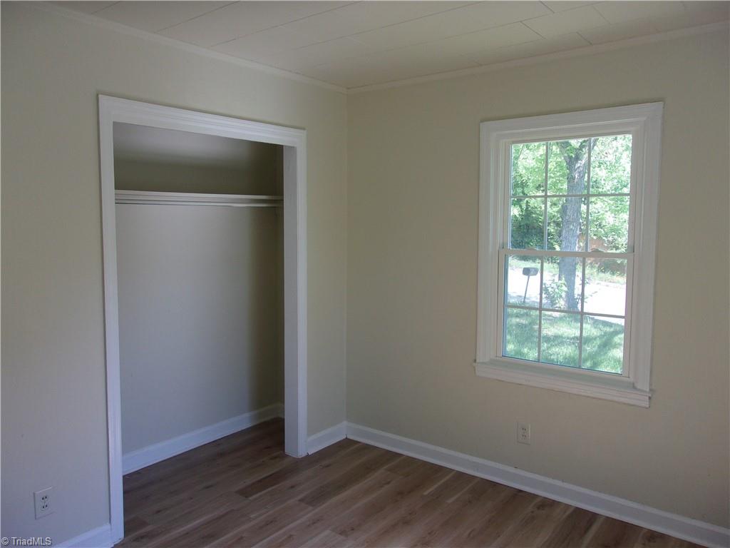 316 Friendly Avenue Property Photo 11