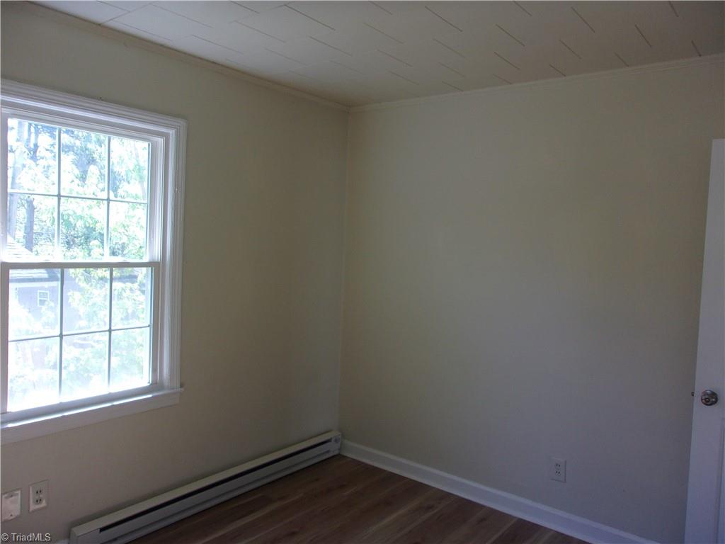 316 Friendly Avenue Property Photo 13