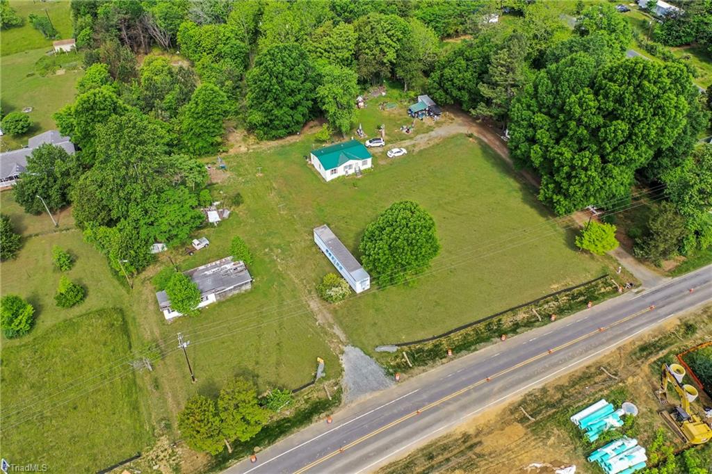 5757 Property Photo 11