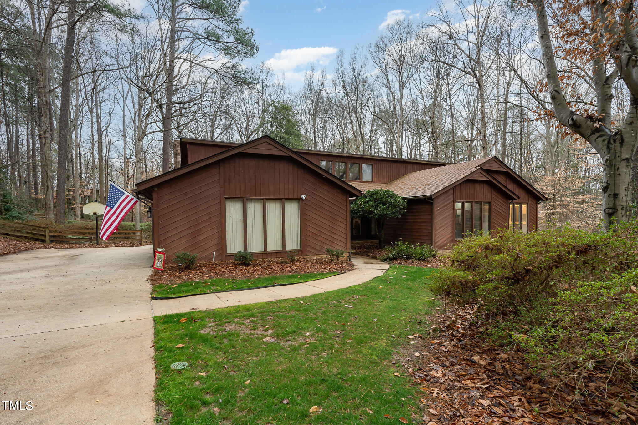 203 W Green Forest Drive Property Photo