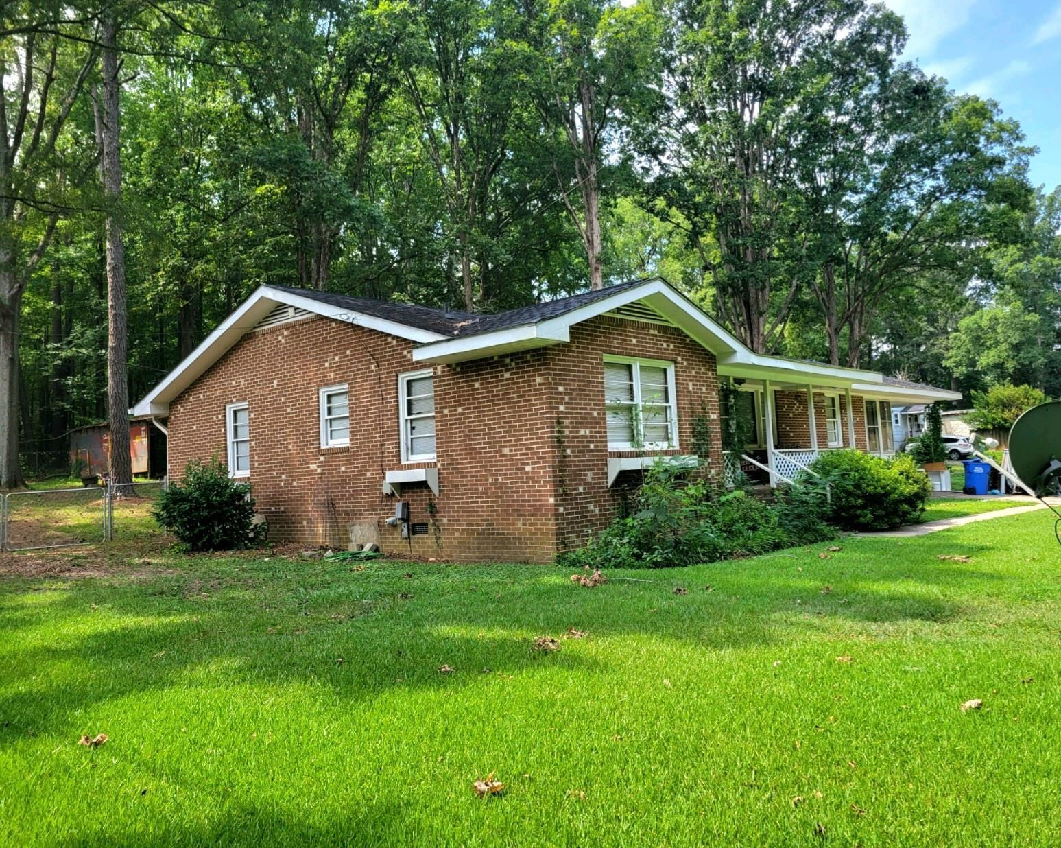 323 Ranch Farm Road Property Photo 1