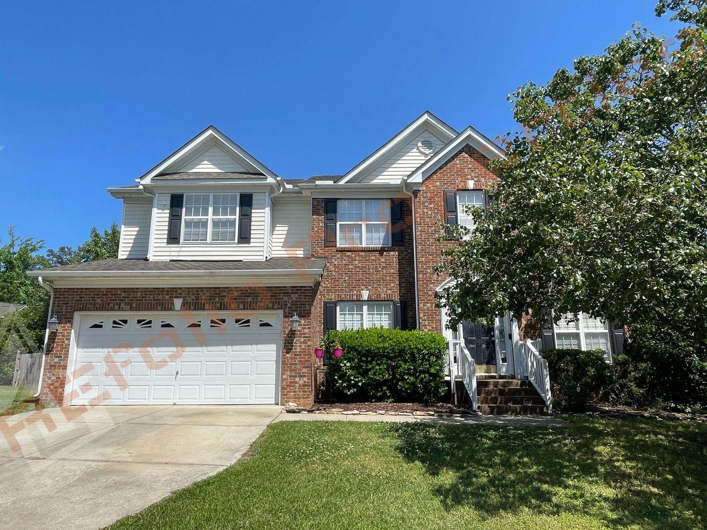 304 Moravia Lane Property Photo 1