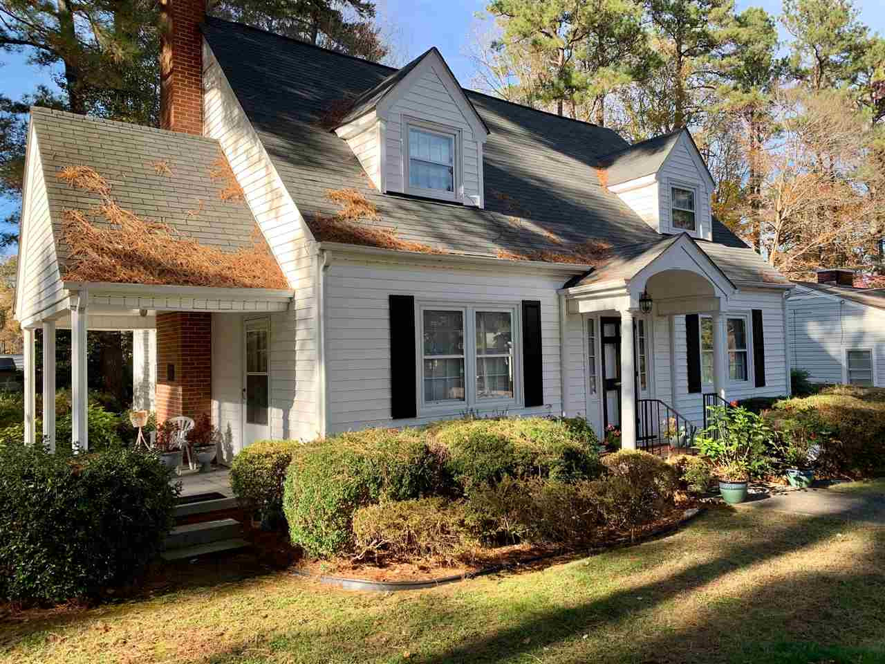 2424 Westover Drive Property Photo 1