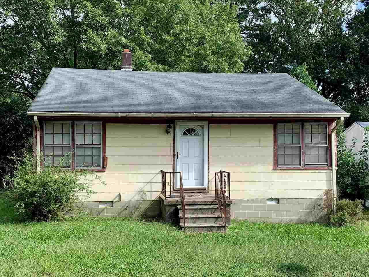 1206 Topleman Street Property Photo 1