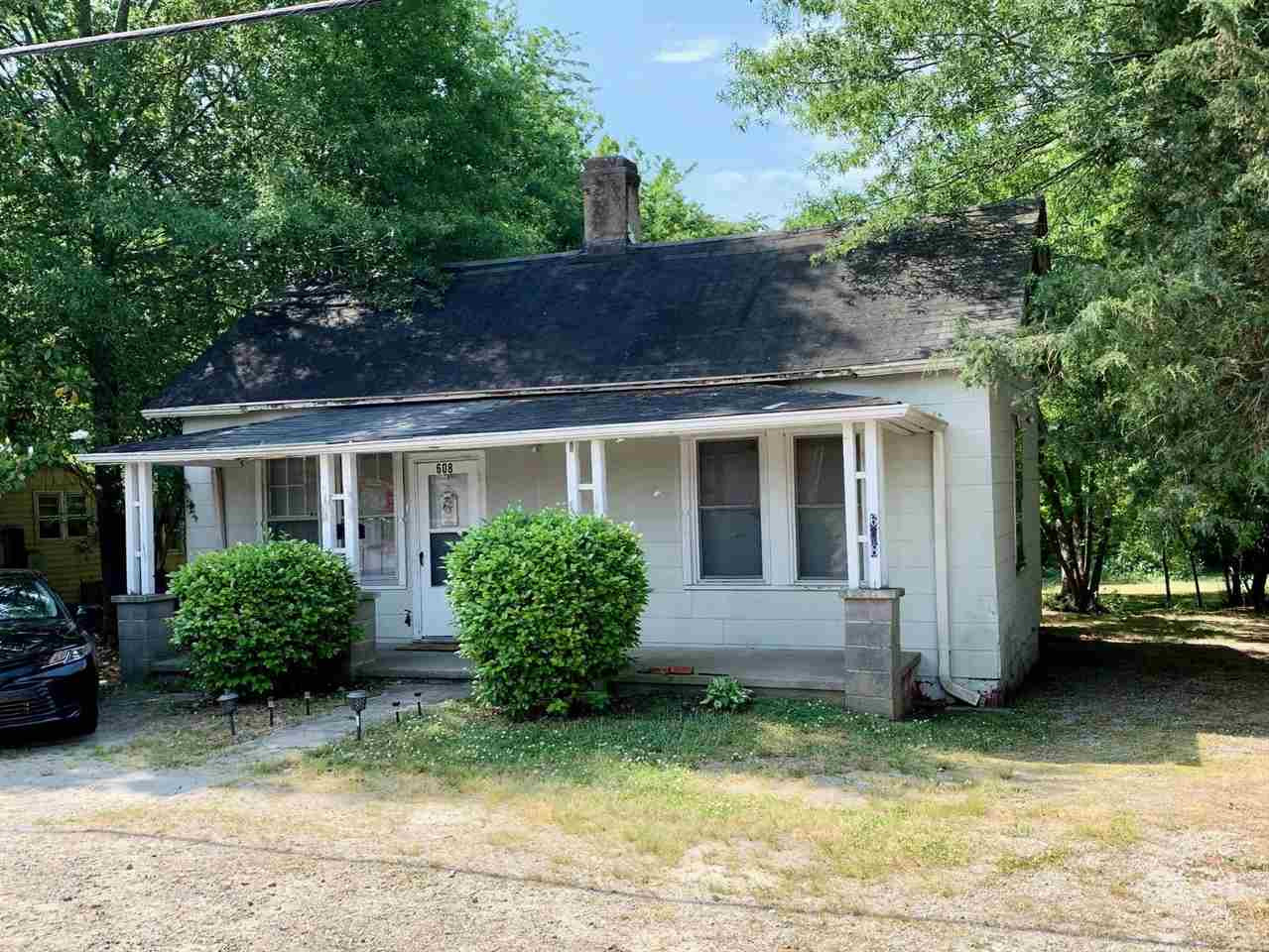 608 S Park Avenue Property Photo 1