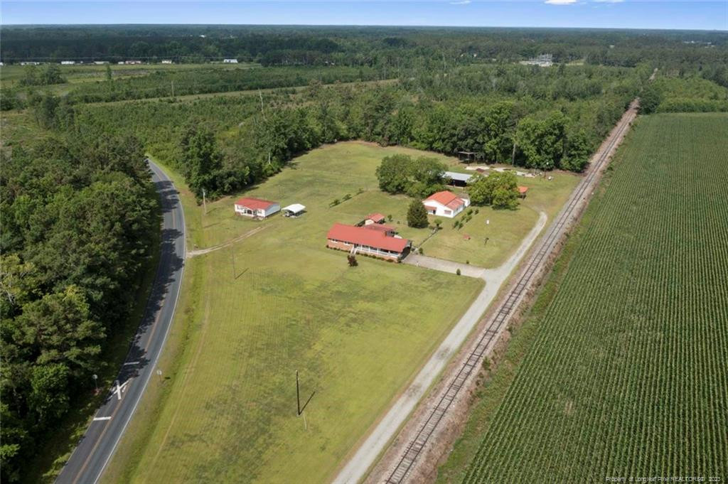 1411 Scott Currie Road Property Photo 1