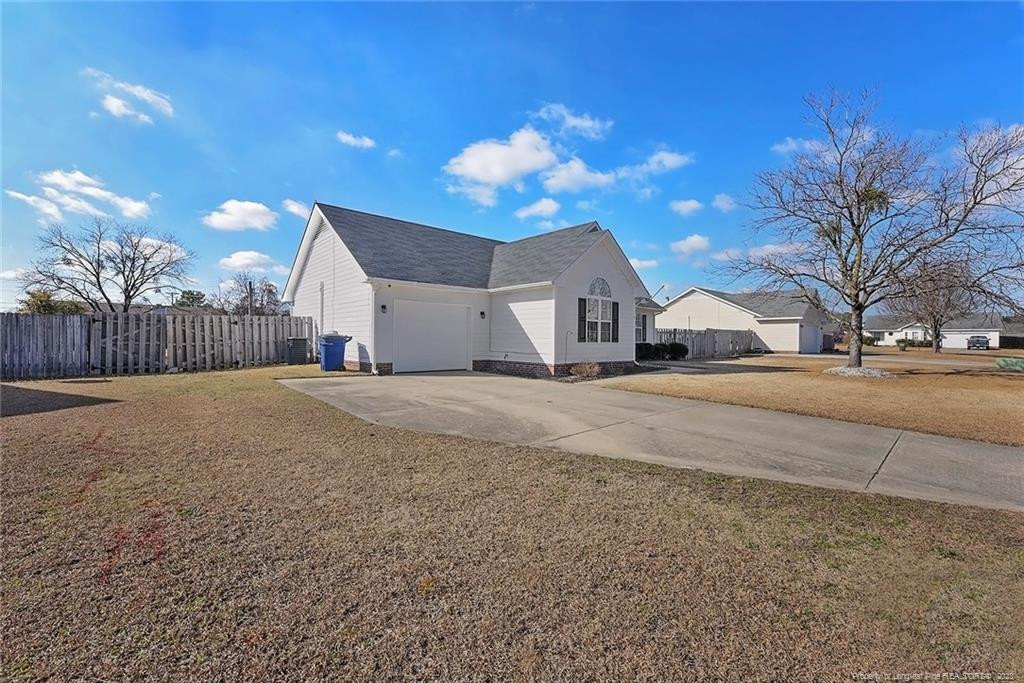 136 Fading Trail Lane Property Photo 1
