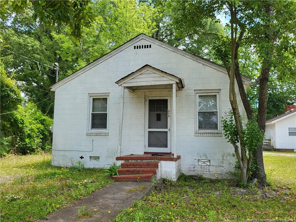 315 Highland Avenue Property Photo 1