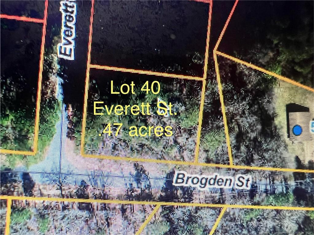 Everett Street Property Photo