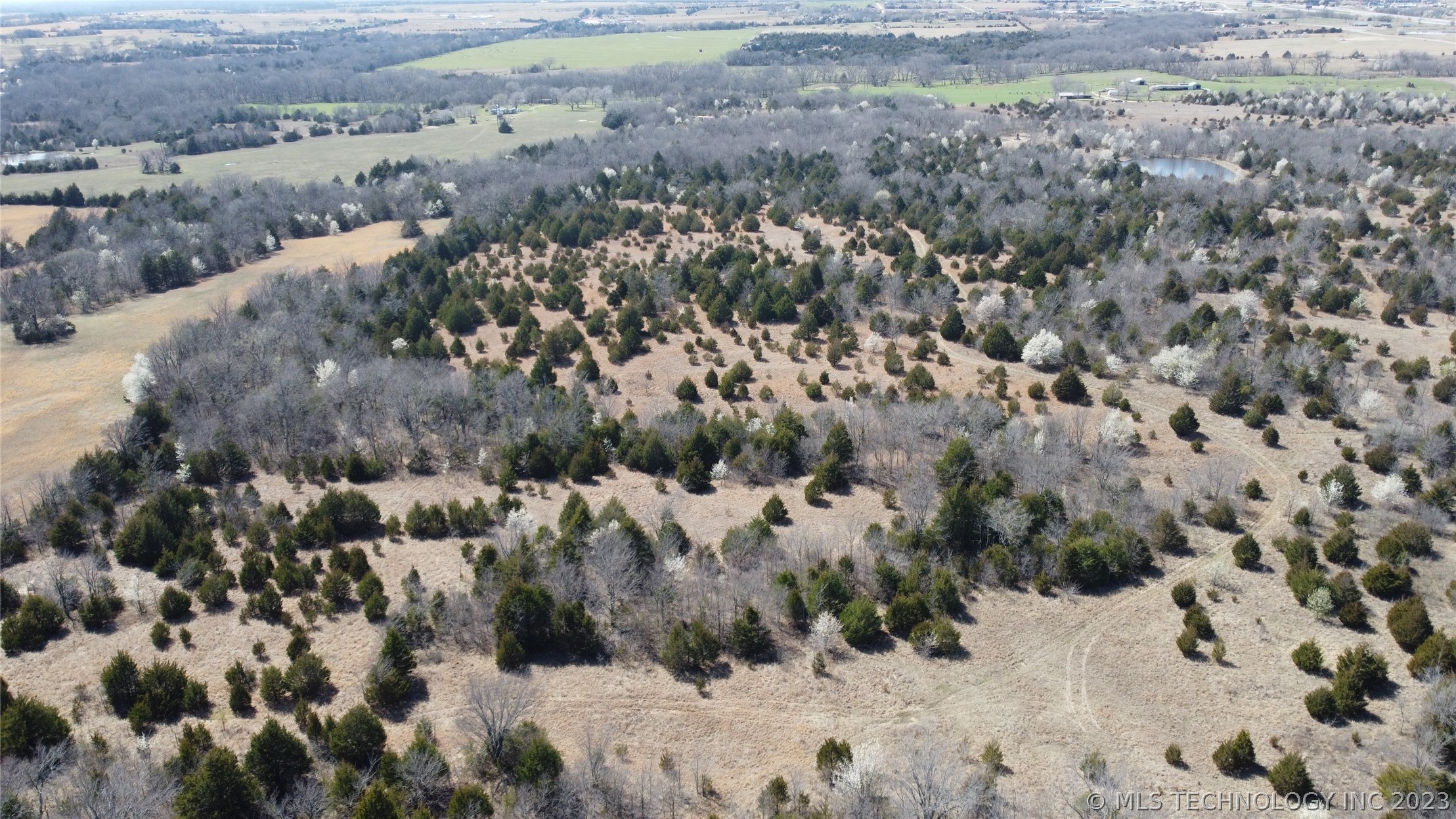 2 N 3780 Road Property Photo 2