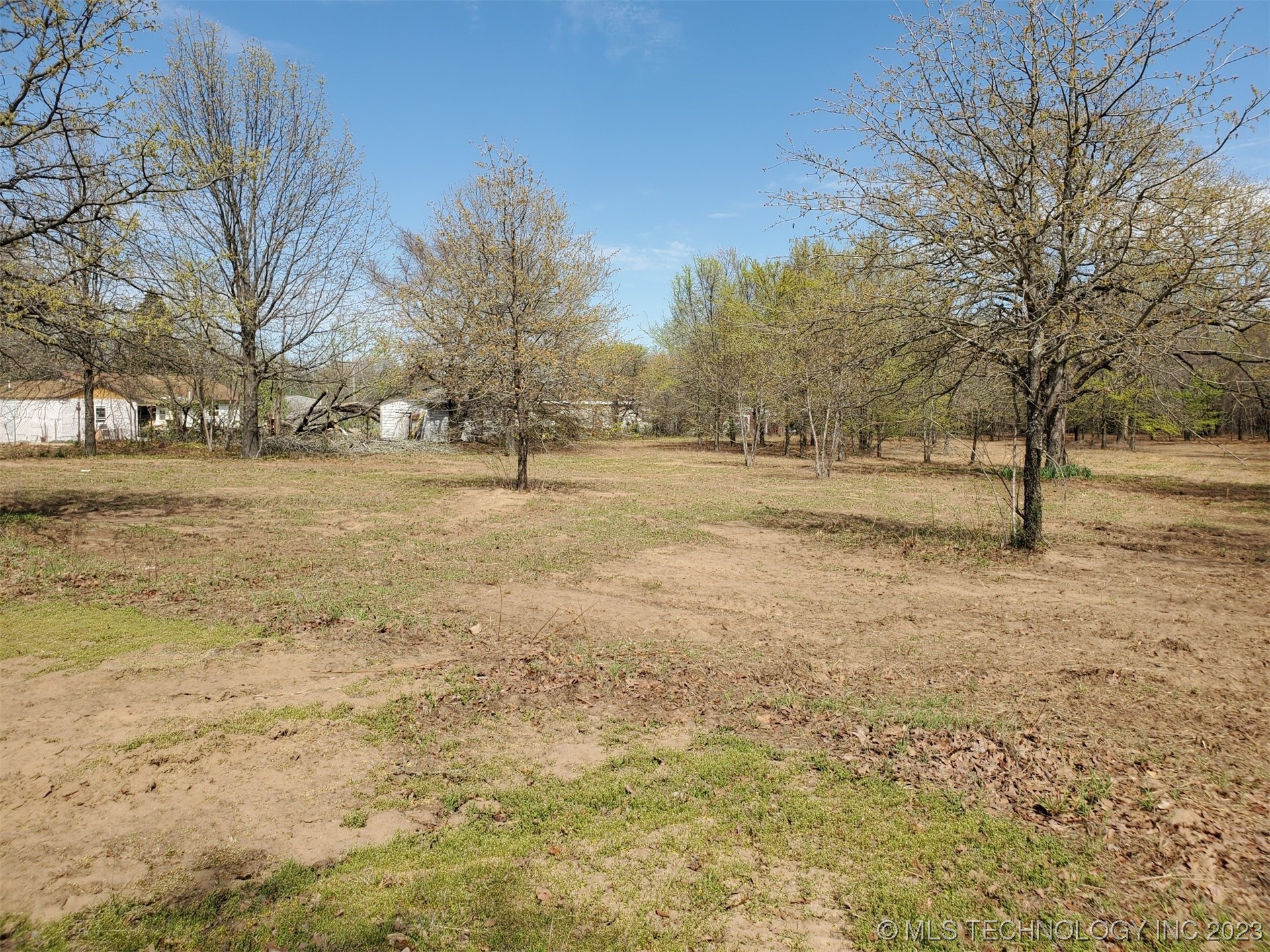 421041 E 1169 Road Property Photo