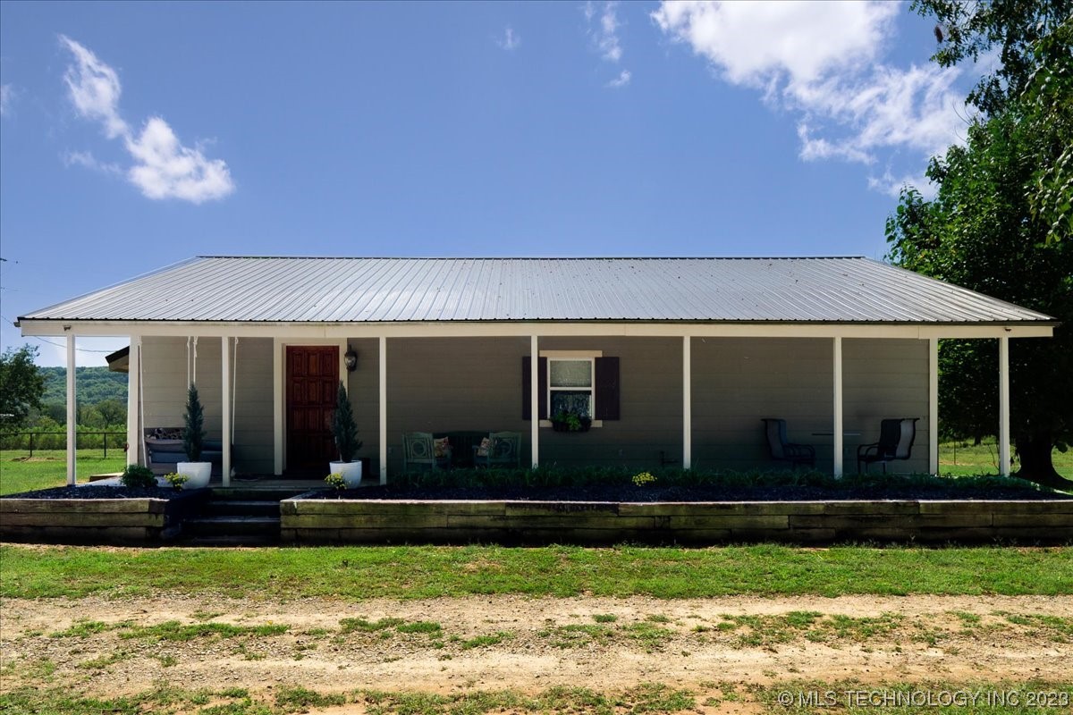 110917 S 4043 Road Property Photo 1