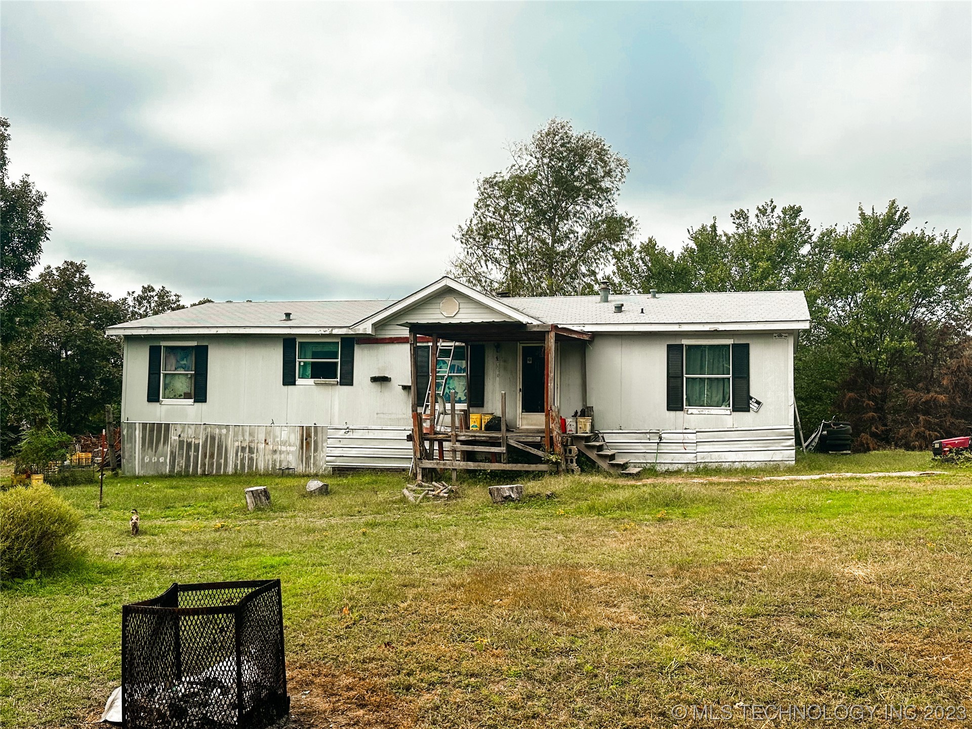 100602 S 4705 Road Property Photo 1