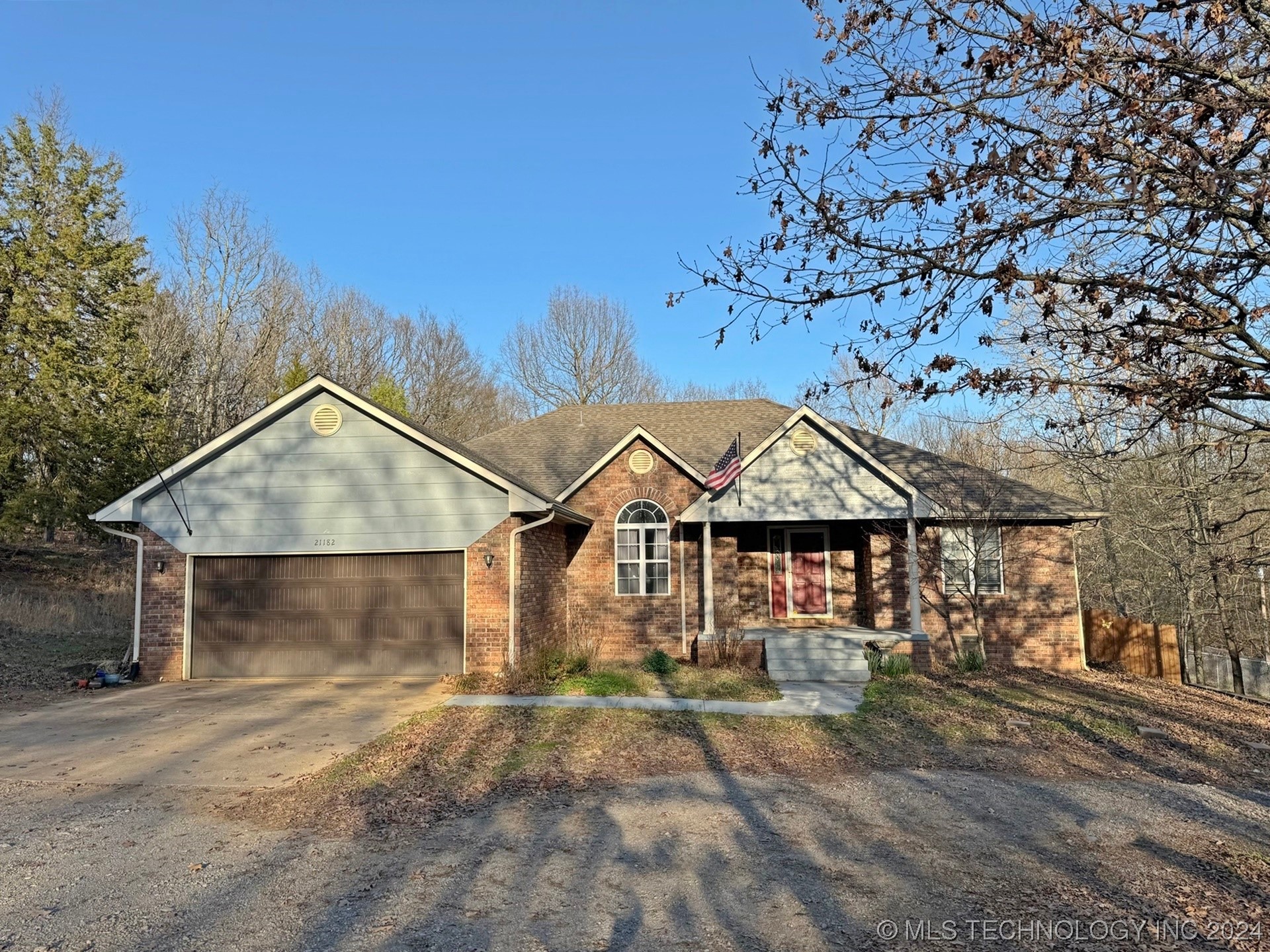 21182 Coffee Hollow Road Property Photo