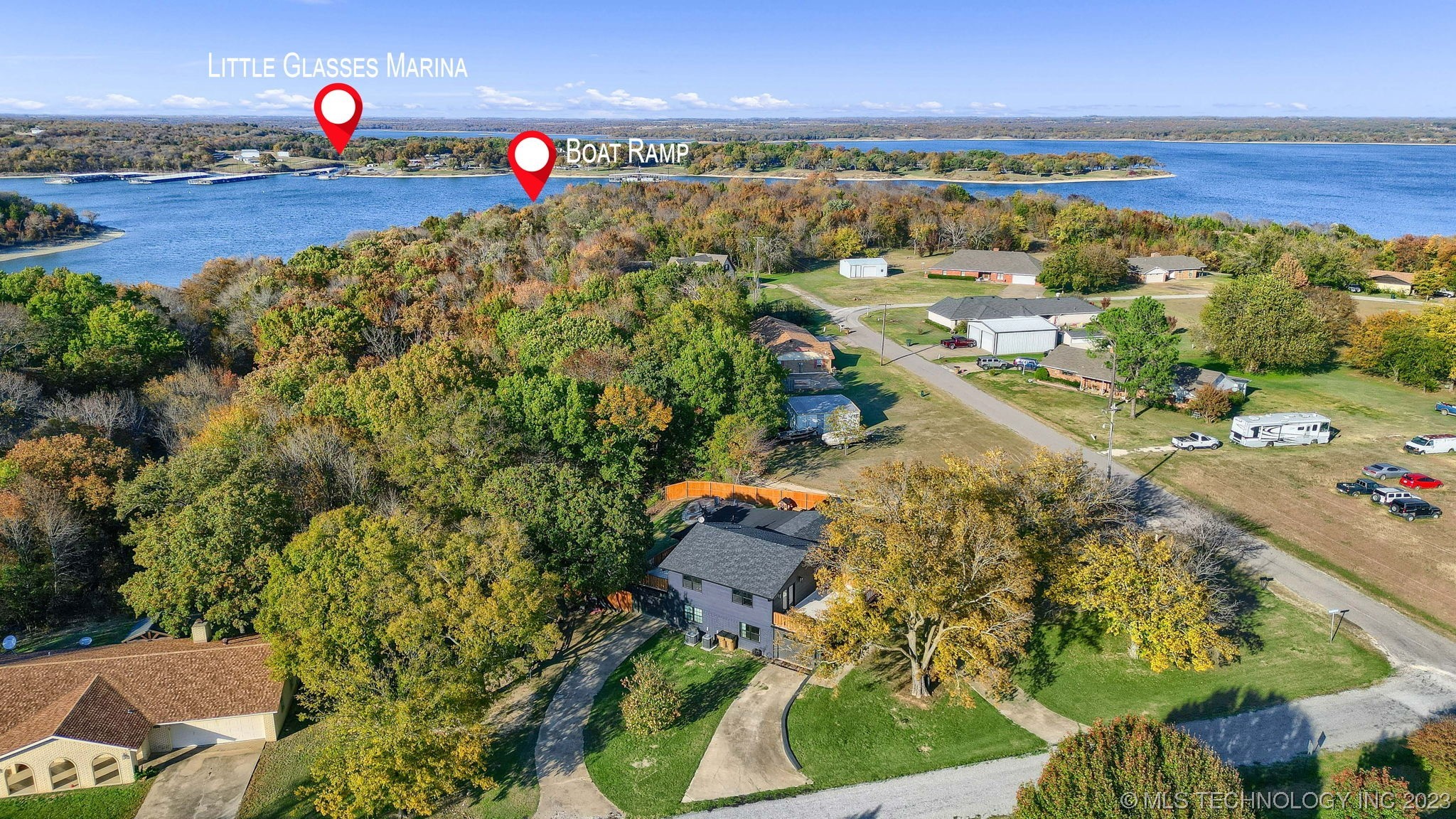 7018 Lakefront Property Image